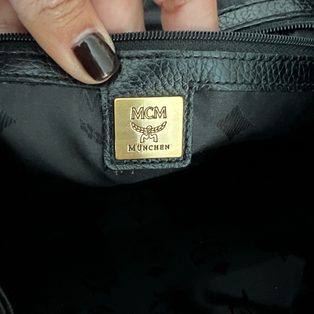 Authentic Medium/small backpack - Picture 7 of 12